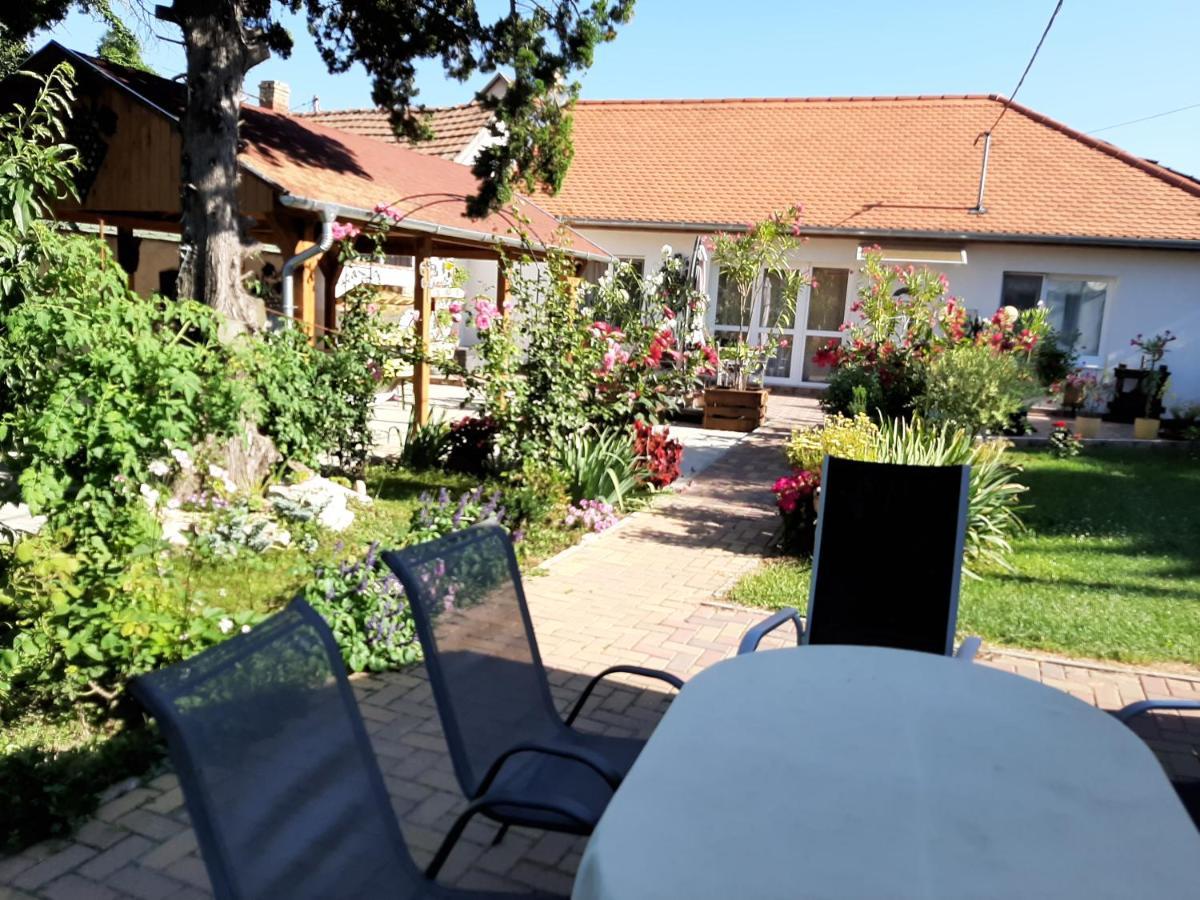 Elizabeth Apartman Tokaj Luaran gambar