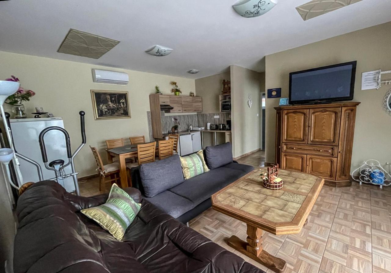 Elizabeth Apartman Tokaj Luaran gambar
