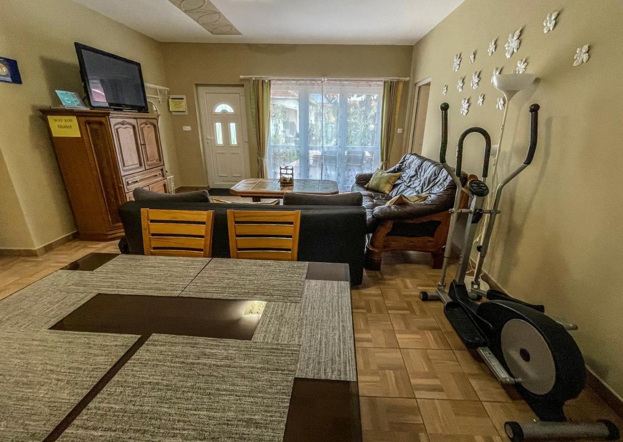 Elizabeth Apartman Tokaj Luaran gambar