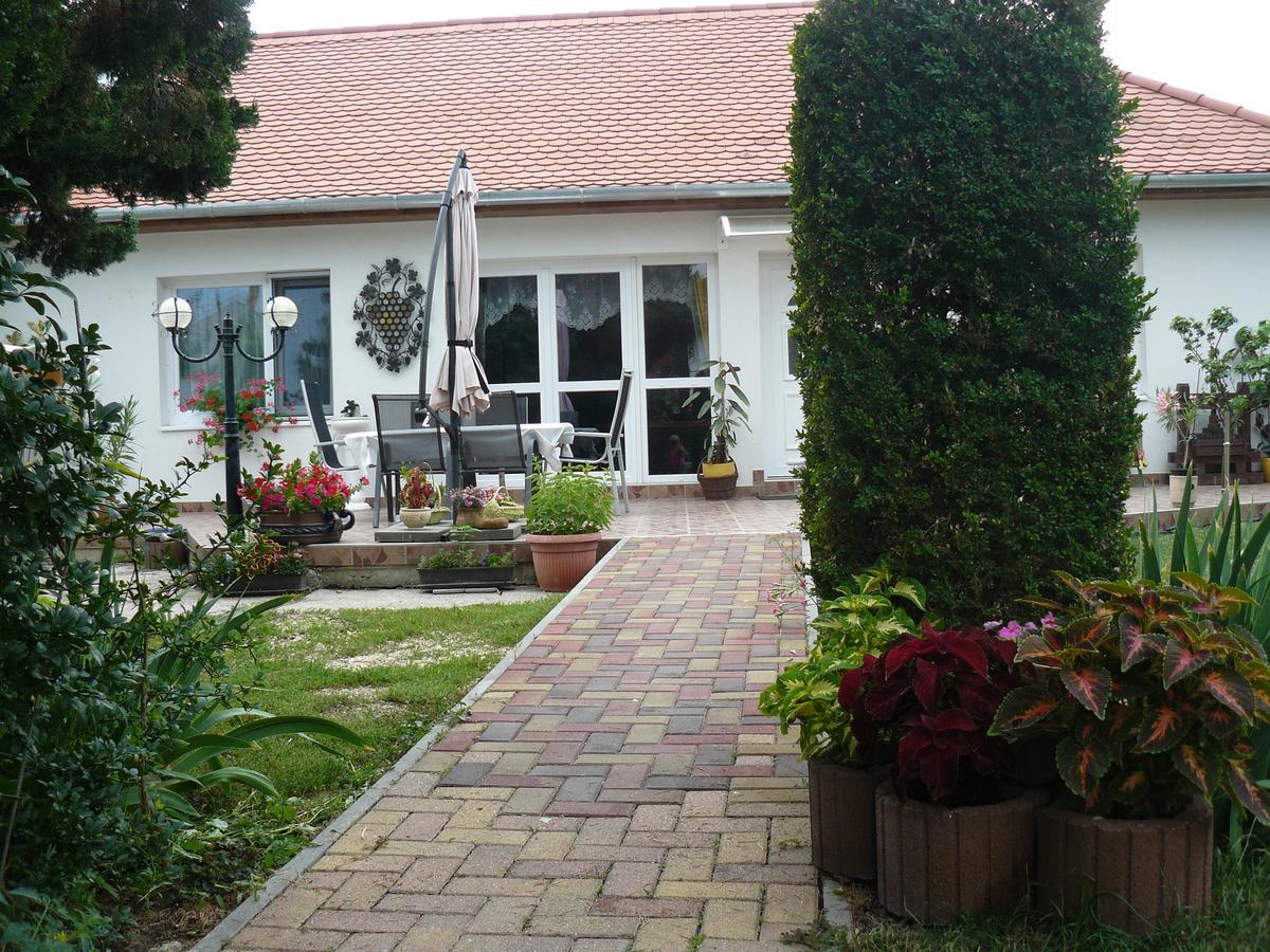 Elizabeth Apartman Tokaj Luaran gambar